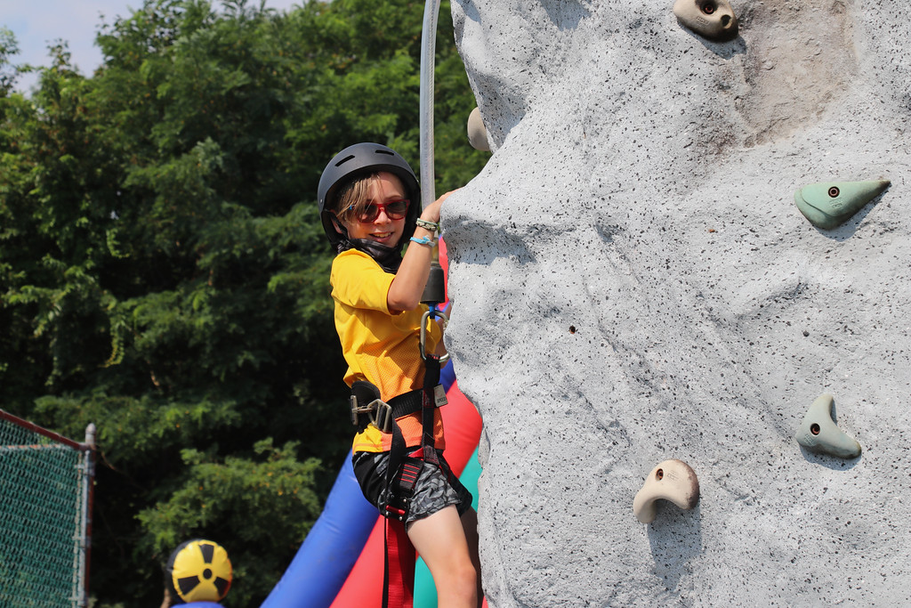 Parkshore wallclimb 1