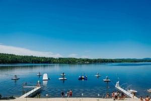 皮尔斯出品必是精品：一起走进集温馨，静谧，多样，豪华之大成的伯奇蒙特寄宿夏令营